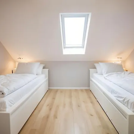Auszeit Am Bergsee Mit Loggia In Winterberg, Wandern & Wakeboarden Apartment *